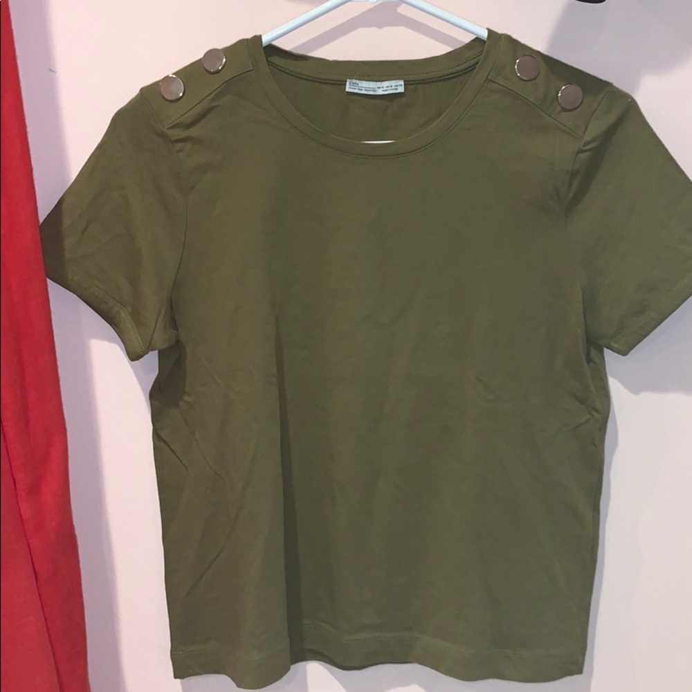 ZARA T-SHIRT